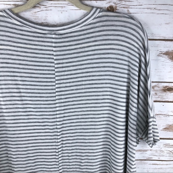 Agnes & Dora stripe oversized short sleeve top - Picture 6 of 8